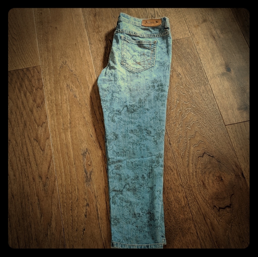 Allen B By Allen Schwartz Capri Jeans
